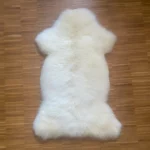 Dekorations und Boden Fell vom Bergschaff Merino Mix weiss sehr dekorativ einzigartig