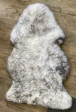 Dekorations und Sitz Fell Merino besonders in Blacktip oder Wolftip – Bild 3