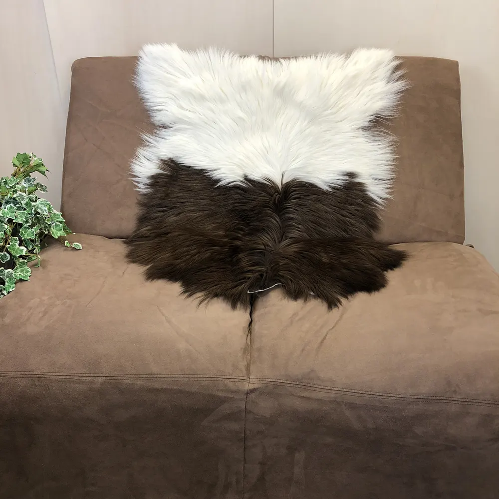 Einzigartiges Schwarzhals Ziegenfell